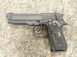 Страйкбольный пистолет Beretta M9 (KJW)