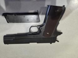 Страйкбольный пистолет Colt M1911 от фирмы Tokyo Marui, Япония.  