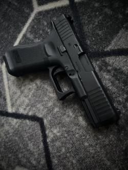 Страйкбольный пистолет GHK Глок 45