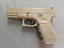 Страйкбольный пистолет Glock 19 