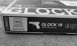 Страйкбольный пистолет VFC(Umarex) Glock 19 Gen 4