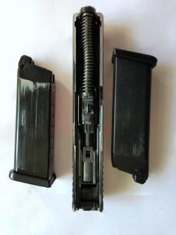 Страйкбольный пистолет KJW Glock 23