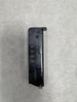 Страйкбольный пистолет KJW Glock G17 CO2