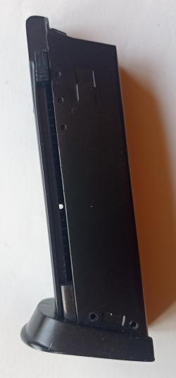 Страйкбольный пистолет KJW USP Tactical, металл