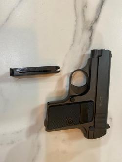 Страйкбольный пистолет Stalker SA25