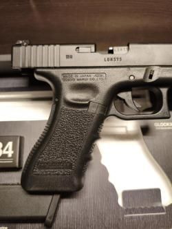 Страйкбольный пистолет Tokyo Marui Glock 34 GBB