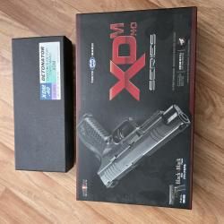 Страйкбольный пистолет Tokyo Marui XD-M .40 GBB с кастомным слайдом Detonator 2 магазина