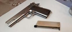 Страйкбольный пистолет WE Colt M1911A1 Silver, коричневые накладки
