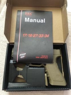 Страйкбольный пистолета Glock 17 Gen 3 от фирмы East Crane