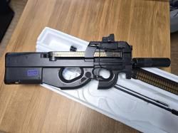 Страйкбольный привод FN P90 от Tokio Marui