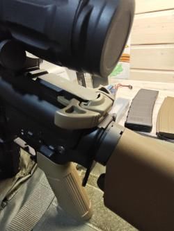 Страйкбольный привод Карабин East Crane AR15 cqbr