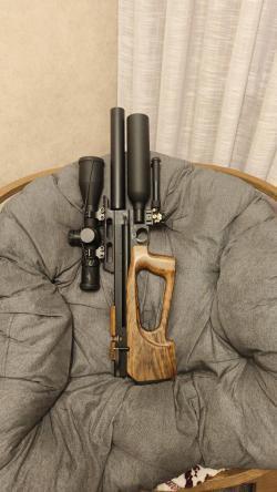 Стрелка PCP 5,5 в супер красивом ложе с прицелом Discowery HD gen2 5-30