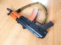 Стрейкбольная АКС-74У( Ксюха). CYMA CM.045A. Рабочая с комплектом.  