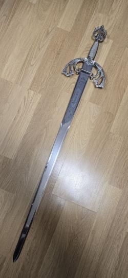 Сувенирный меч