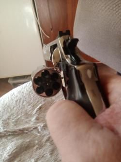 Свето шумовой револьвер таурус-курс, барабан шестизарядный