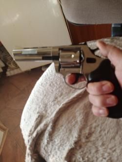 Свето шумовой револьвер таурус-курс, барабан шестизарядный