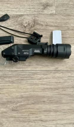 Тактический фонарь Armytek 