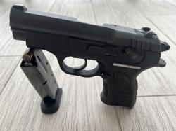 TANFOGLIO INNA