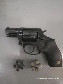 TAURUS кал 9 PA, травматический револьвер