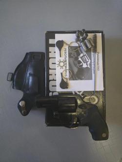 Taurus LOM-13 кал 9 PA, травматический револьвер