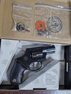 TAURUS кал.9 мм