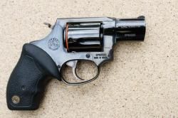 TAURUS LOM-13 (Бразилия)