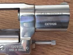 TAURUS LOM-13, cal. 9 mm P.A., Brasil