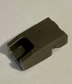 Титановый ограничитель хода затвора на Сайгу-9