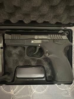 травматический пистолет Grand Power T-10 кал. 10×22 Slovakia