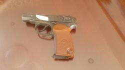 Травматический пистолет МР - 80