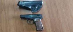 Травматический пистолет МР-79-9ТМ с открытой кабурой