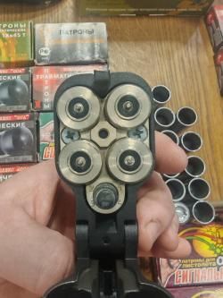 Травматический пистолет ПБ-4-1 МЛ ОСА 18х45 с ЛЦУ