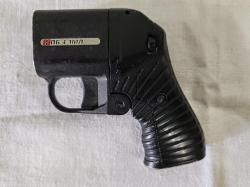 Травматический пистолет ПБ-4-1МЛ "Оса" к.18х45 с ЛЦУ