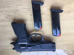 Травматический пистолет Tanfoglio INNA 2010 г.в.