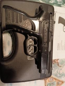 Травматический пистолет Vendetta 9 мм P.A