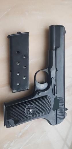 Травматический пистолет ВПО-501 ЛИДЕР.