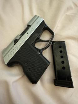 Травматический пистолет Wasp R 