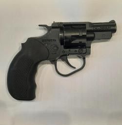 Травматический револьвер Шершень