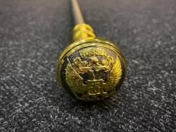 Трость с гербом на рукояти