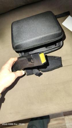 Стреляющий Электрошокер Taser ( Новый)