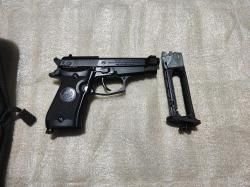 Umarex Beretta M84 FS 4.5 мм (Blowback, металл)