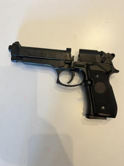 Umarex Beretta M92 FS:Пневматика
