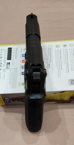 Пневматический пистолет Umarex Walther CP88