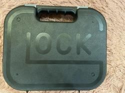 Unarmed Glock 17