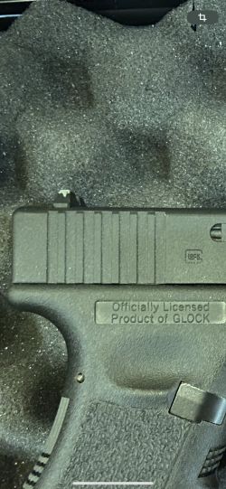 Unarmed Glock 17