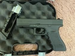 Unarmed Glock 17