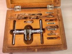 Унифицированный комплект войсковых калибров и приборов 56-И-01 для СКС, АК- 47, АКМ, РПД