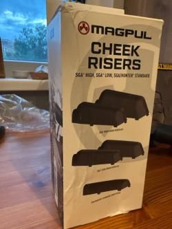 увеличитель щеки приклада Magpul Low Riser Cheek для Magpul SGA Remington 870