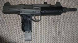 UZI (оригинал)