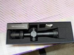 Vector Optics Veiron 2 x 8 x 32